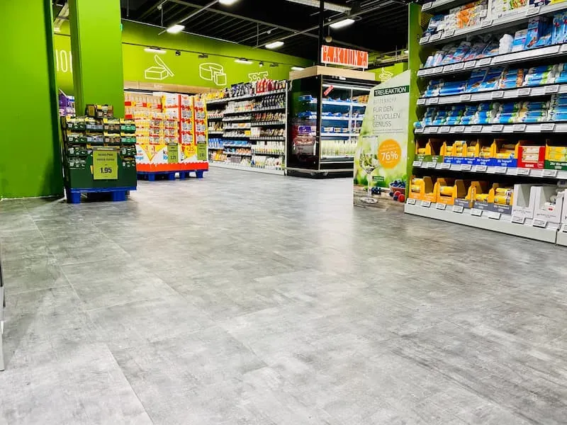 Distribution de dalles et lames PVC